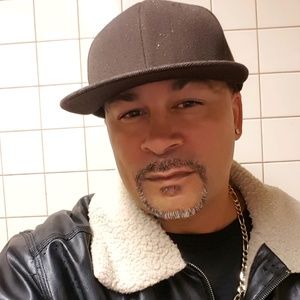 Meet your Posher, Pierce